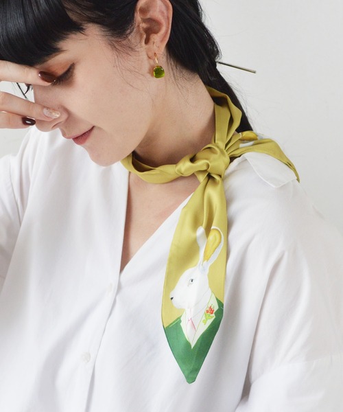 ma chere Cosette?(マシェールコゼット)の「ダンディーアニマル柄ツイリースカーフ(バンダナ/スカーフ・レディース・ライトグレー/ブラック/ピンク/グリーン/アイボリー/マスタード/ライトピンク・FREE)」の6枚目の写真