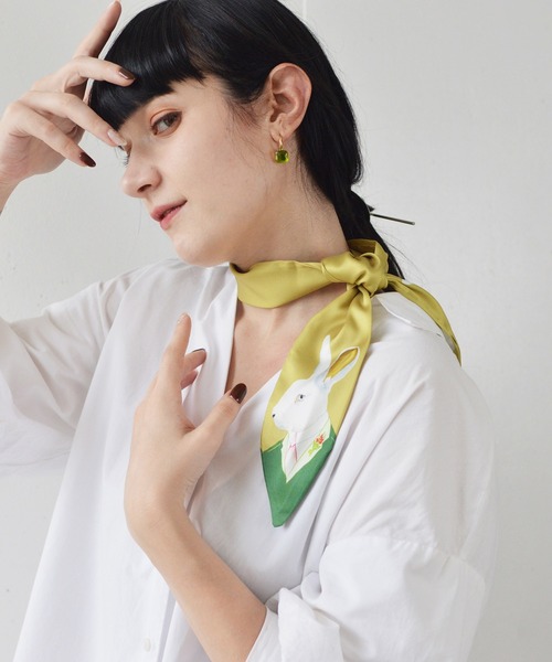 ma chere Cosette?(マシェールコゼット)の「ダンディーアニマル柄ツイリースカーフ(バンダナ/スカーフ・レディース・ライトグレー/ブラック/ピンク/グリーン/アイボリー/マスタード/ライトピンク・FREE)」の8枚目の写真