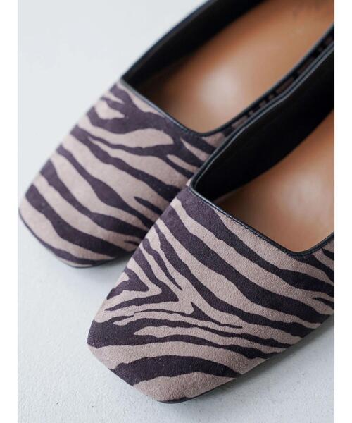 AMERICAN HOLIC(アメリカンホリック)の「ふっくらクッションゼブラ柄スクエアフラットシューズ(パンプス・レディース・その他1・S/M/L)」の5枚目の写真