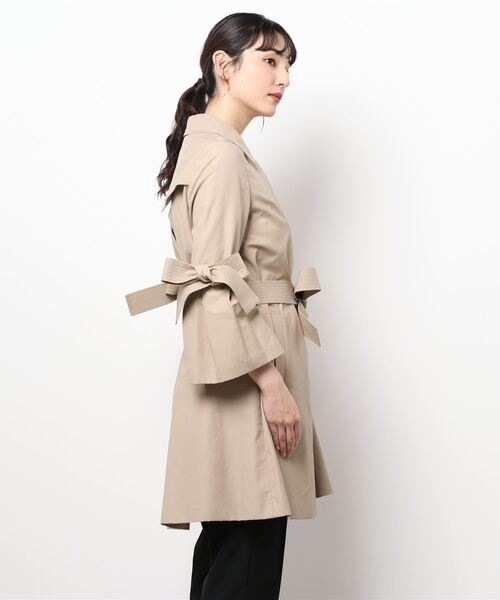 Rose Tiara（ローズティアラ）の「【撥水加工】ステッチ使いリボントレンチコート（テーラードジャケット・レディース・ブラック/ベージュ・42/38/46）」の19枚目の写真