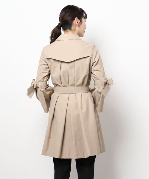 Rose Tiara（ローズティアラ）の「【撥水加工】ステッチ使いリボントレンチコート（テーラードジャケット・レディース・ブラック/ベージュ・42/38/46）」の20枚目の写真