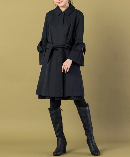Rose Tiara（ローズティアラ）の「【撥水加工】ステッチ使いリボントレンチコート（テーラードジャケット・レディース・ブラック/ベージュ・42/38/46）」の2枚目の写真