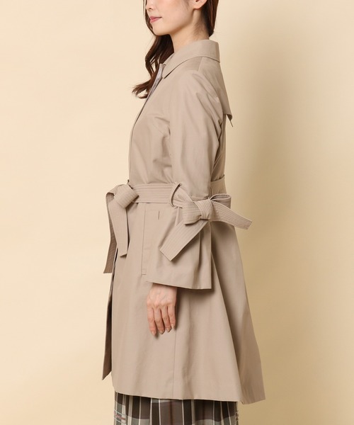 Rose Tiara（ローズティアラ）の「【撥水加工】ステッチ使いリボントレンチコート（テーラードジャケット・レディース・ブラック/ベージュ・42/38/46）」の4枚目の写真