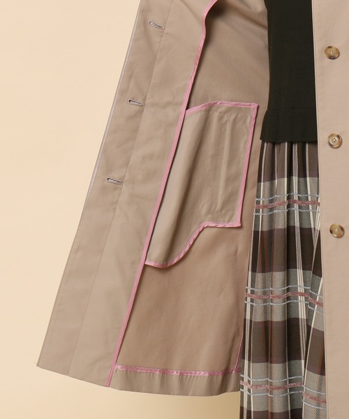 Rose Tiara（ローズティアラ）の「【撥水加工】ステッチ使いリボントレンチコート（テーラードジャケット・レディース・ブラック/ベージュ・42/38/46）」の8枚目の写真