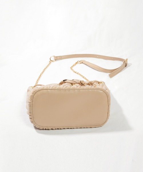 SAISON DE PAPILLON(セゾンドパピヨン)の「キルティングフェイクバケットバッグ(ハンドバッグ・レディース・ホワイト/ベージュ/ブラック/ピンク・フリー)」の14枚目の写真