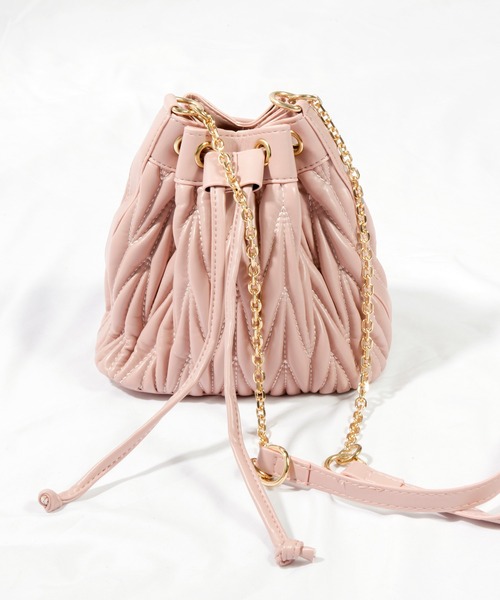 SAISON DE PAPILLON(セゾンドパピヨン)の「キルティングフェイクバケットバッグ(ハンドバッグ・レディース・ホワイト/ベージュ/ブラック/ピンク・フリー)」の19枚目の写真