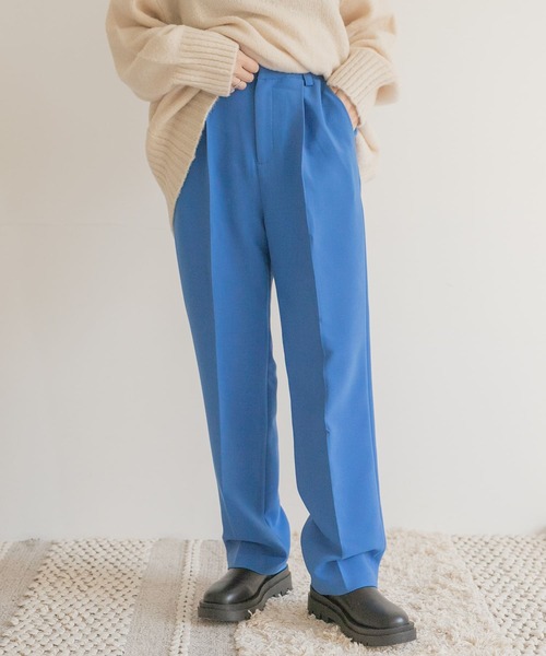 ITEMS URBANRESEARCH(アイテムズ アーバンリサーチ)の「センタープレスストレートパンツ(その他パンツ・レディース・ブルー/ピンク/ブラック・FREE)」の3枚目の写真