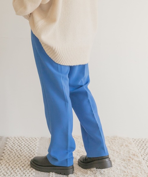 ITEMS URBANRESEARCH(アイテムズ アーバンリサーチ)の「センタープレスストレートパンツ(その他パンツ・レディース・ブルー/ピンク/ブラック・FREE)」の21枚目の写真