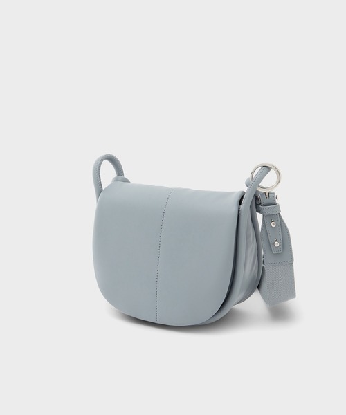 CHARLES & KEITH(チャールズ & キース)の「ルナ ノッティドハンドルショルダーバッグ / Luna Knotted Handle Shoulder Bag(ショルダーバッグ・レディース・ブラック/オリーブ/ブルー系その他4・M)」の19枚目の写真