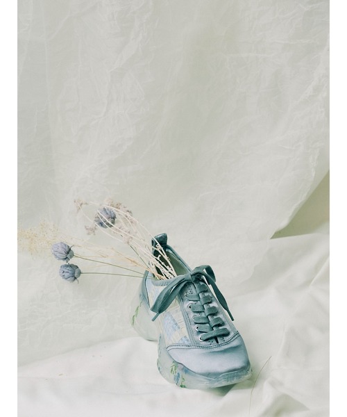 merry jenny（メリージェニー）の「check floral sneaker