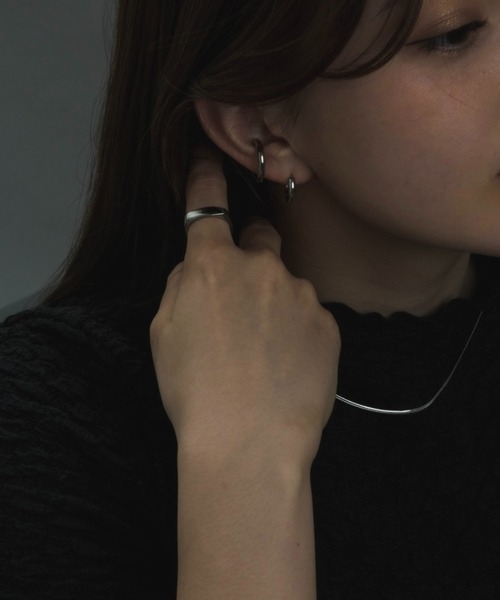muku（ムク）の「金属アレルギー対応 ラウンドイヤリング/ ラウンドイヤーカフサージカルステンレス/316L（イヤリング・レディース・シルバー/ゴールド・FREE）」の14枚目の写真