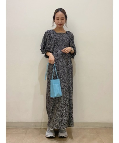 emmi(エミ)の「【emmi atelier】携帯ケース(ボディバッグ/ウエストポーチ・レディース・ホワイト/ライトブルー/ブラック・FREE)」の15枚目の写真