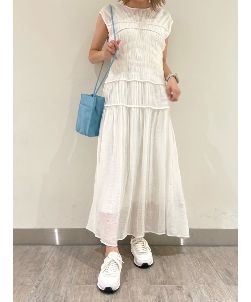 emmi(エミ)の「【emmi atelier】携帯ケース(ボディバッグ/ウエストポーチ・レディース・ホワイト/ライトブルー/ブラック・FREE)」の16枚目の写真