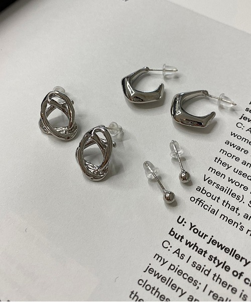 apres jour mignon(アプレジュールミニョン)の「【apres jour mignon×ARIAZ】セットピアス(ピアス(両耳用)・レディース・シルバー/ゴールド・ONESIZE)」の2枚目の写真