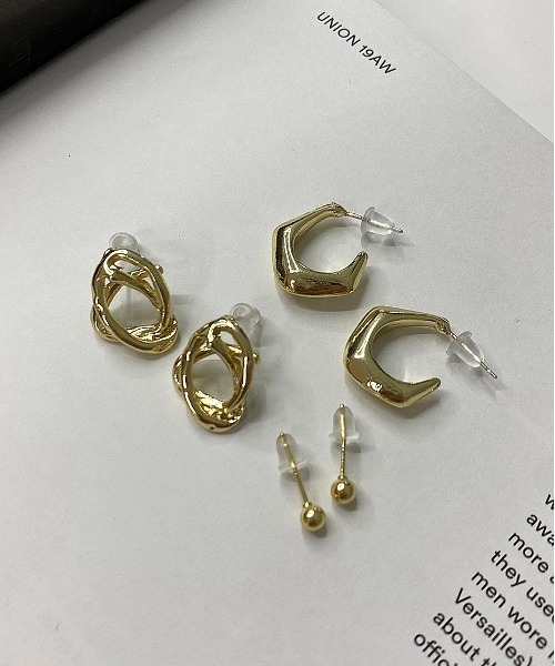 apres jour mignon(アプレジュールミニョン)の「【apres jour mignon×ARIAZ】セットピアス(ピアス(両耳用)・レディース・シルバー/ゴールド・ONESIZE)」の1枚目の写真