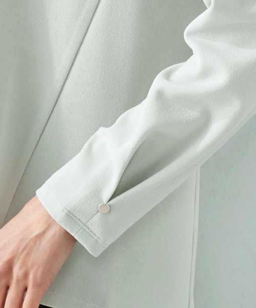 A/C DESIGN BY ALPHA CUBIC(エーシーデザインバイアルファキュービック)の「タックスリーブスムースプルオーバー(Tシャツ/カットソー・レディース・ライトグレー/ライトグリーン/ラベンダー・L/M)」の9枚目の写真