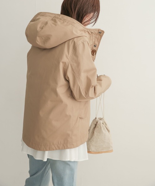 URBAN RESEARCH DOORS（アーバンリサーチドアーズ）の「ダウンライナーマウンテンパーカー（マウンテンパーカー・レディース・ベージュ/ネイビー/カーキ・1）」の6枚目の写真