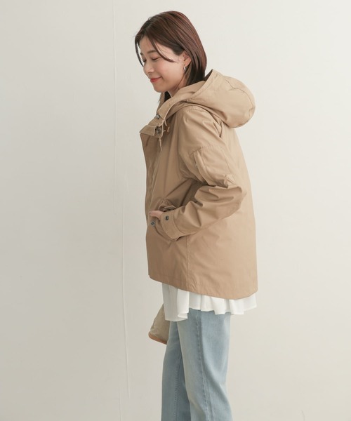 URBAN RESEARCH DOORS（アーバンリサーチドアーズ）の「ダウンライナーマウンテンパーカー（マウンテンパーカー・レディース・ベージュ/ネイビー/カーキ・1）」の14枚目の写真