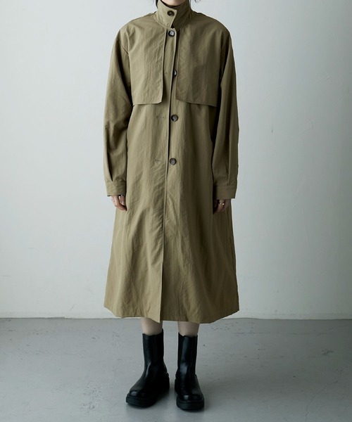 etoll.(エトル)の「スタンドカラー&ステンカラー2wayロングコート(トレンチコート・レディース・サンドベージュ/ベージュ/カーキ/ブラック・M/L)」の4枚目の写真