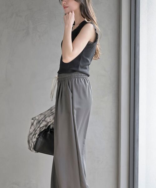 rps（アールピーエス）の「ふちどりレーススクエアーネックタンクトップ（タンクトップ・レディース・ブラック/オフホワイト/ピンク/グレイッシュベージュ/ブラウン/ミント/サックスブルー・M/L）」の19枚目の写真