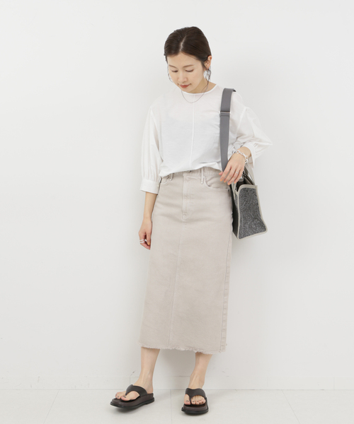 IENA（イエナ）の「【A VACATION/ア ヴァケーション】別注CARAMEL（ショルダーバッグ・レディース・グレー・FREE）」の5枚目の写真