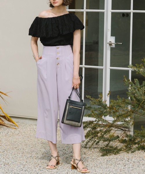 Cheek（チーク）の「バルーンオフショルブラウス（シャツ/ブラウス・レディース・ブラック/オフホワイト/ピンク・MEDIUM）」の4枚目の写真