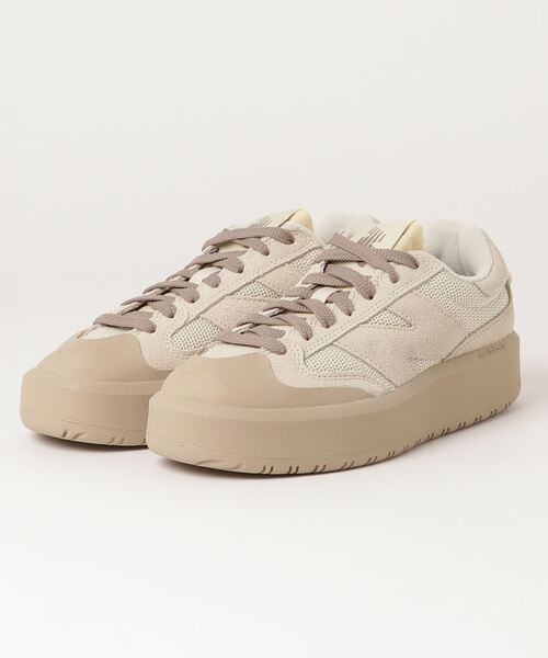 NEW BALANCE(ニューバランス)の「CT302(スニーカー・レディース・ブラック/ベージュ・26.0cm/24.0cm/24.5cm/23.0cm/25.0cm/22.0cm/25.5cm/23.5cm/22.5cm)」の2枚目の写真