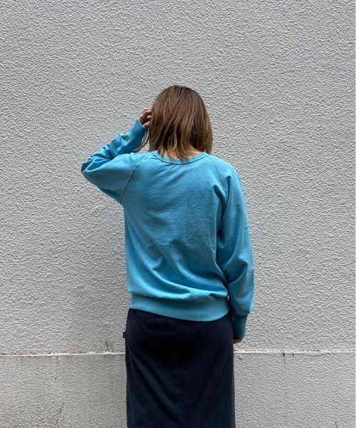 MIXTA(ミクスタ)の「MIXTA/ミクスタ "CALIFORNIA" CREW NECK SWEAT RAGRAN(スウェット・レディース・ライトブルー/ダークブラウン・X-SMALL)」の12枚目の写真