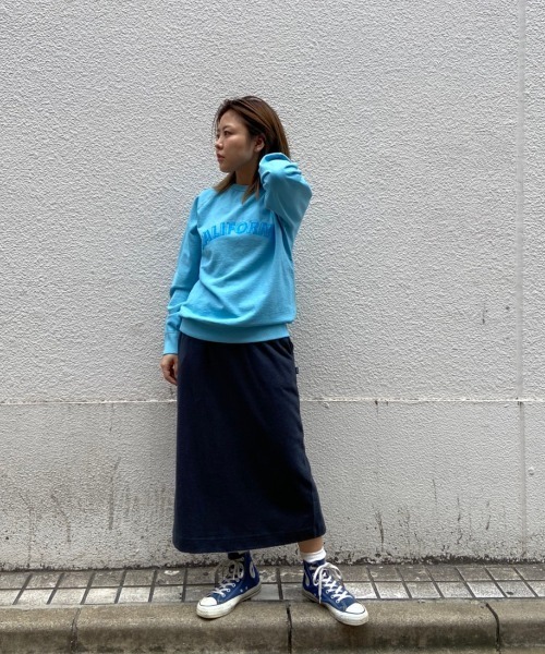 MIXTA(ミクスタ)の「MIXTA/ミクスタ "CALIFORNIA" CREW NECK SWEAT RAGRAN(スウェット・レディース・ライトブルー/ダークブラウン・X-SMALL)」の13枚目の写真
