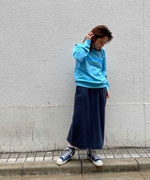 MIXTA(ミクスタ)の「MIXTA/ミクスタ "CALIFORNIA" CREW NECK SWEAT RAGRAN(スウェット・レディース・ライトブルー/ダークブラウン・X-SMALL)」の14枚目の写真