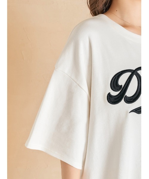 Darich(ダーリッチ)の「ボックスDRビッグTシャツ(Tシャツ/カットソー・レディース・ホワイト/ピンク/モカ・FREE)」の5枚目の写真