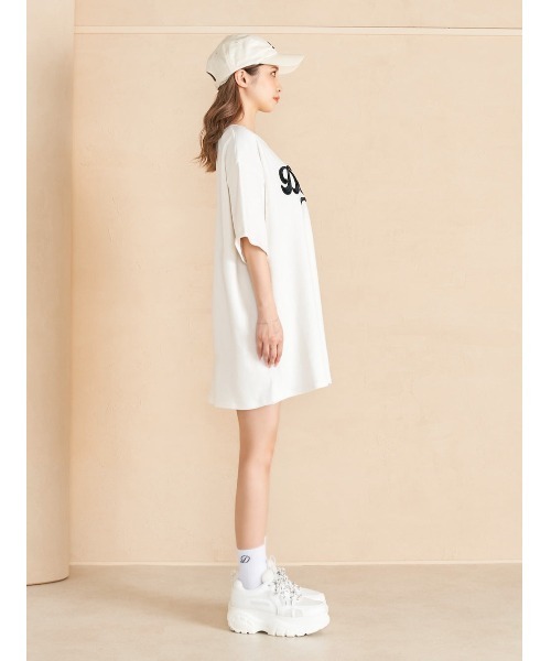 Darich(ダーリッチ)の「ボックスDRビッグTシャツ(Tシャツ/カットソー・レディース・ホワイト/ピンク/モカ・FREE)」の12枚目の写真