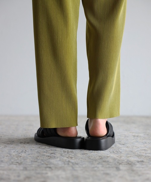 Bonjour Sagan(ボンジュールサガン)の「クロスストラップクッションサンダル(サンダル・レディース・ブラック・S/M/L)」の17枚目の写真