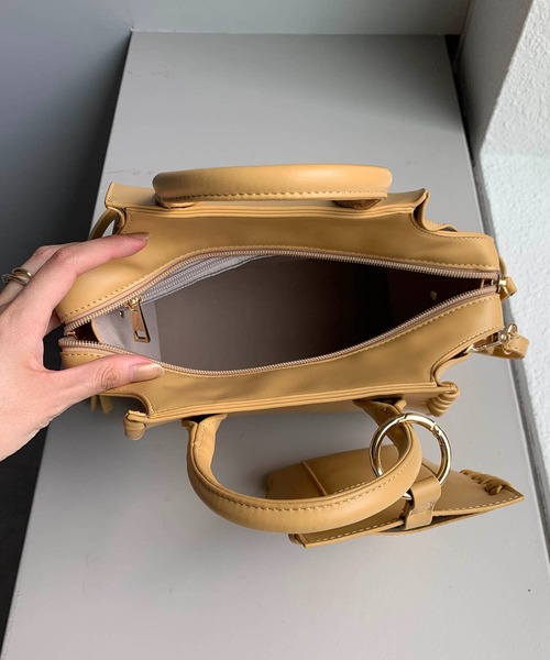 CAPRICIEUX LE'MAGE(カプリシューレマージュ)の「スマホショルダー3セットバッグ(ハンドバッグ・レディース・ブラウン/オフホワイト/イエロー/ベージュ/ブラック・FREE)」の10枚目の写真