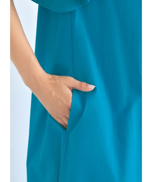 STYLE DELI（スタイルデリ）の「ダブルフリルスリーブワンピース（ワンピース・レディース・ブラック/ターコイズブルー・01/02）」の13枚目の写真