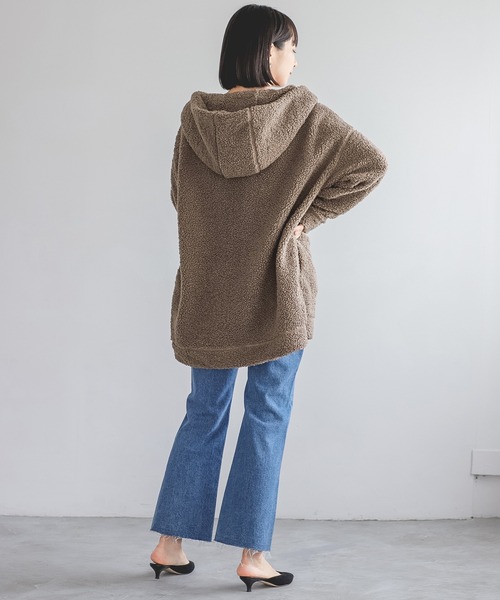 A part by（アパートバイ）の「【WEB限定アイテム】ボアハーフジップ