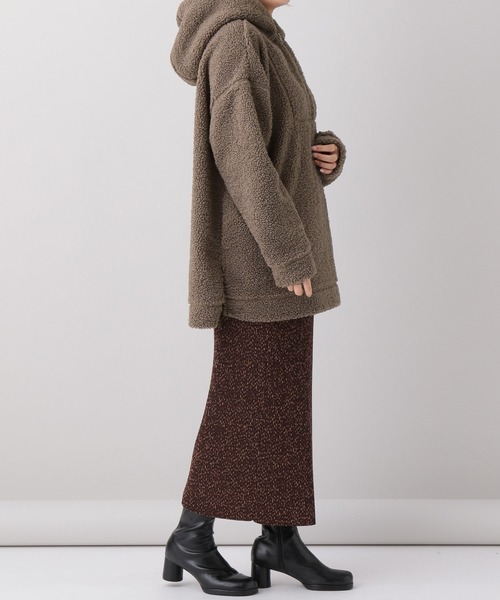 A part by（アパートバイ）の「【WEB限定アイテム】ボアハーフジップ