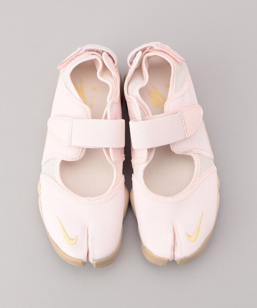 NIKE（ナイキ）の「NIKE/ナイキ エアリフトブリーズ（スニーカー・レディース・ピンク/ホワイト・24.0cm/25.0cm/23.0cm）」の4枚目の写真