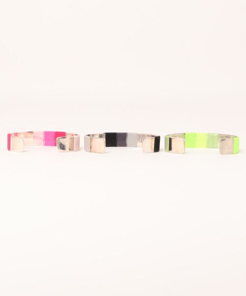 JOURNAL STANDARD（ジャーナルスタンダード）の「By Rainbow Link ELIE SHADE ﾌﾞﾚｽ PACK OF3（バングル/リストバンド・レディース・シルバー/ゴールド・FREE）」の3枚目の写真