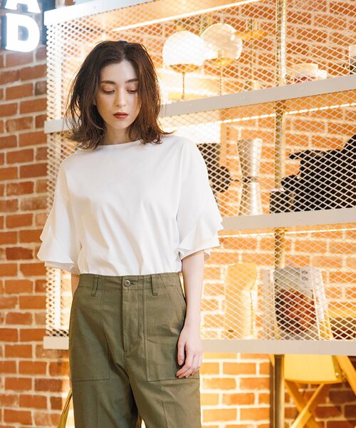 OPAQUE.CLIP（オペークドットクリップ）の「◆ペタルスリーブカットソー【シルキースーピマ/WEB限定サイズ】（Tシャツ/カットソー・レディース・ライトグレー/ブラック/ホワイト系/ブルー・40/38/36/42）」の14枚目の写真