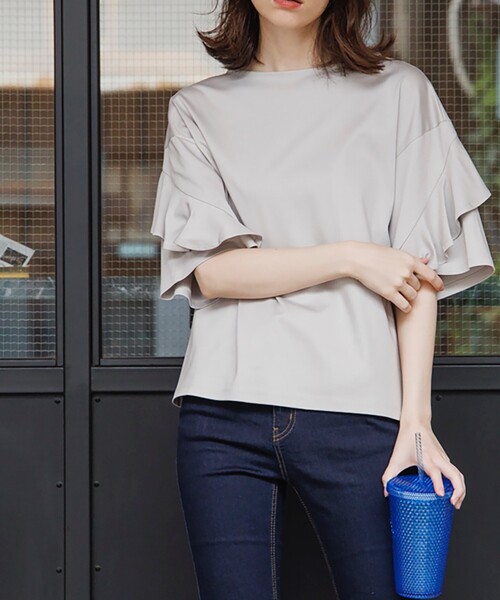 OPAQUE.CLIP（オペークドットクリップ）の「◆ペタルスリーブカットソー【シルキースーピマ/WEB限定サイズ】（Tシャツ/カットソー・レディース・ライトグレー/ブラック/ホワイト系/ブルー・40/38/36/42）」の18枚目の写真