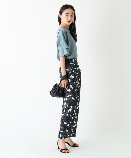 OPAQUE.CLIP（オペークドットクリップ）の「◆ペタルスリーブカットソー【シルキースーピマ/WEB限定サイズ】（Tシャツ/カットソー・レディース・ライトグレー/ブラック/ホワイト系/ブルー・40/38/36/42）」の7枚目の写真