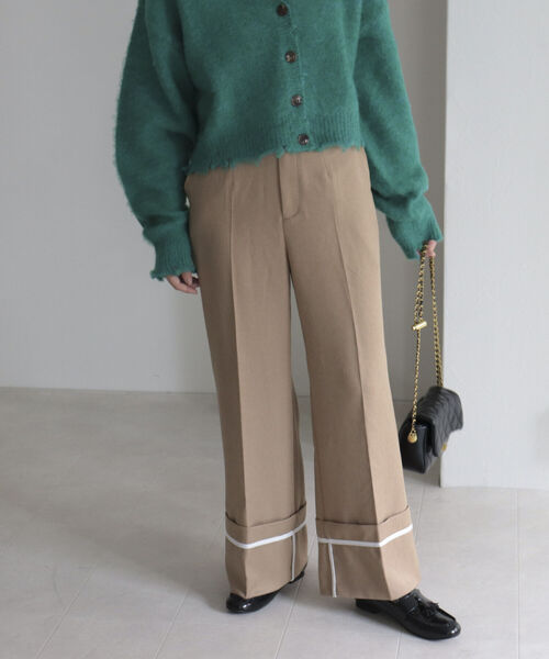 fredy emue（フレディエミュ）の「ロールアップフレアーワイドパンツ（スラックス・レディース・チャコールグレー/ベージュ・38/36）」の10枚目の写真