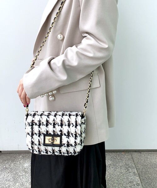 OPAQUE.CLIP（オペークドットクリップ）の「◆キルティングチェーンミニバッグ（ショルダーバッグ・レディース・ブラック/ブラック系/ダークグリーン系・00）」の16枚目の写真