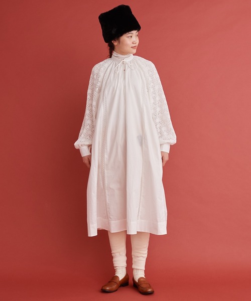 Malle(マル)の「Malle レース ふんわりドレス(Tシャツ/カットソー・レディース・オフホワイト/ブラック・FREE)」の1枚目の写真