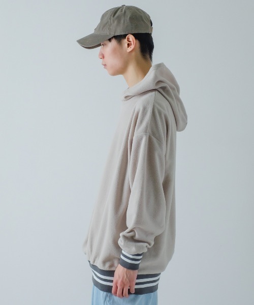 improves（インプローブス）の「ラインリブ フリース プルオーバーパーカー（パーカー・メンズ・グレイッシュベージュ/ベージュ/ダークグリーン/ネイビー/チャコール/ブラック・MEDIUM/LARGE/X-LARGE）」の18枚目の写真