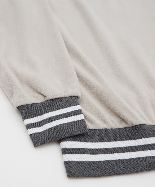 improves（インプローブス）の「ラインリブ フリース プルオーバーパーカー（パーカー・メンズ・グレイッシュベージュ/ベージュ/ダークグリーン/ネイビー/チャコール/ブラック・MEDIUM/LARGE/X-LARGE）」の9枚目の写真