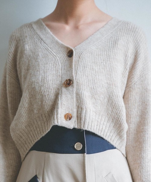 REDYAZEL（レディアゼル）の「畦ニットカーディガン（カーディガン/ボレロ・レディース・グリーン/アイボリー/ブラック・FREE）」の9枚目の写真