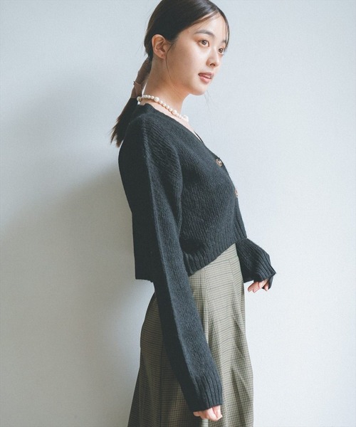 REDYAZEL（レディアゼル）の「畦ニットカーディガン（カーディガン/ボレロ・レディース・グリーン/アイボリー/ブラック・FREE）」の12枚目の写真