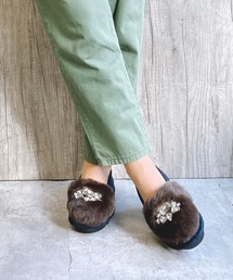 キラキラビジューモフモフファースリッポン